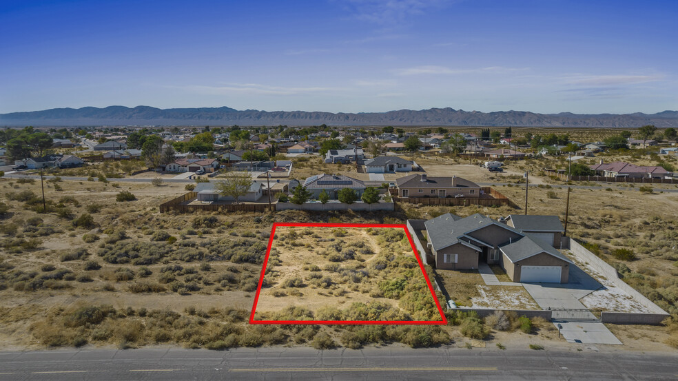 21791 Calhoun Dr, California City, CA en venta - Foto del edificio - Imagen 1 de 7