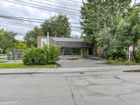 1905 Rue De Salaberry, Montréal QC - Inmueble