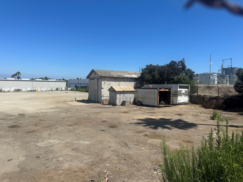 19192 Stewart Ln, Huntington Beach, CA en alquiler - Foto del edificio - Imagen 2 de 4