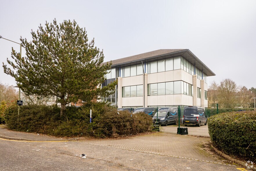 1100 Arlington Business Park, Reading en alquiler - Foto del edificio - Imagen 2 de 2