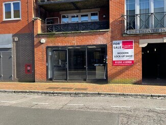 Más detalles de 8 Camp Rd, Farnborough - Edificio residencial​ en venta