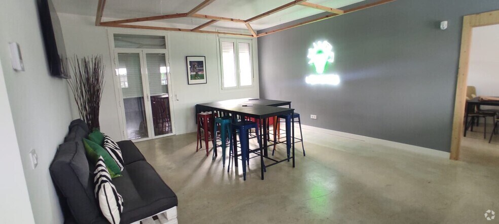 Oficina en Pozuelo de Alarcón, Madrid en alquiler - Foto del edificio - Imagen 3 de 24