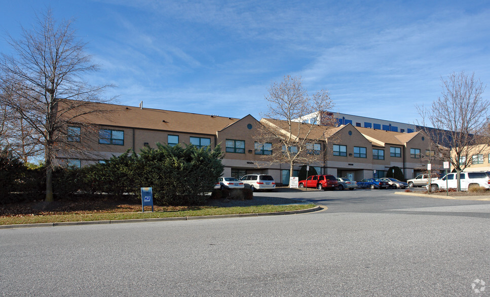 19516-19546 Amaranth Dr, Germantown, MD en alquiler - Foto del edificio - Imagen 2 de 2