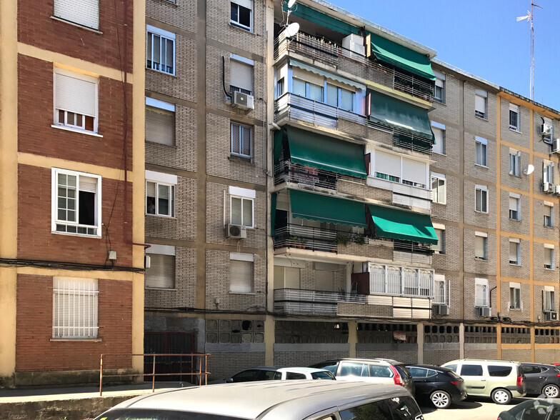 Calle Parque Vosa, 11, Móstoles, Madrid en alquiler - Foto del edificio - Imagen 2 de 2