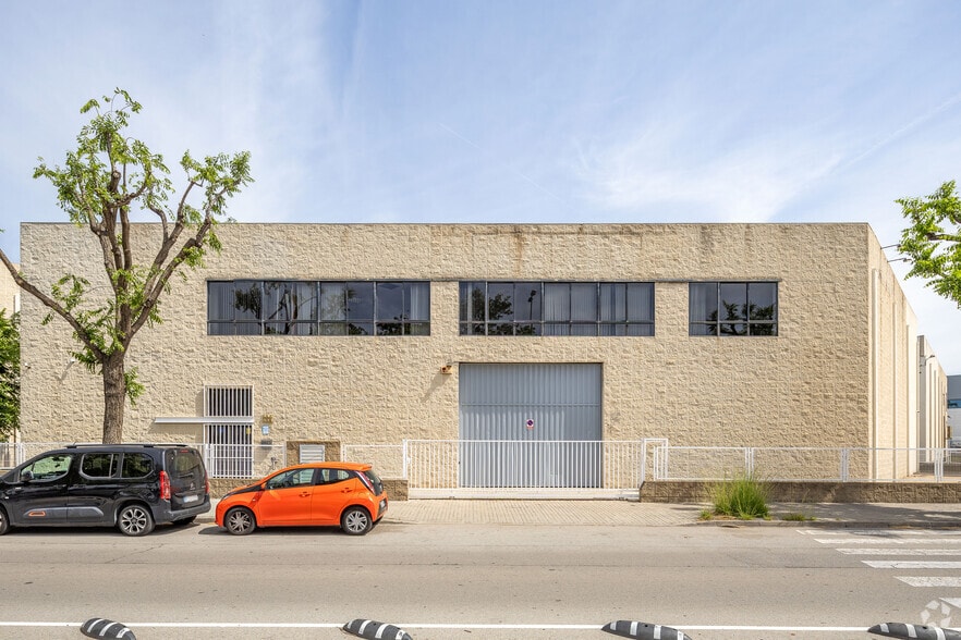 Nave en L'Hospitalet de Llobregat, Barcelona en alquiler - Foto del edificio - Imagen 2 de 4