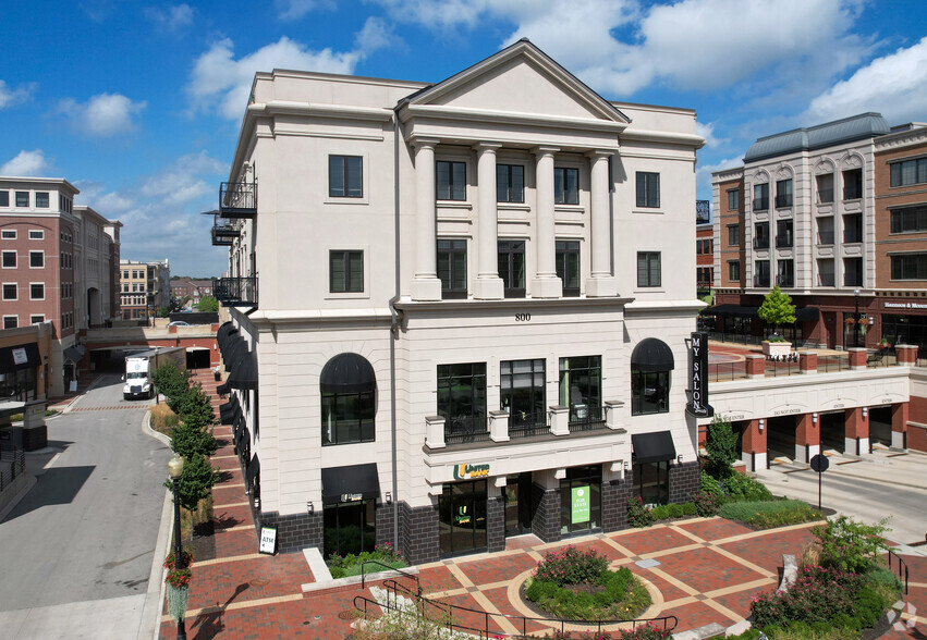 800 S Rangeline Rd, Carmel, IN en alquiler - Foto del edificio - Imagen 1 de 2