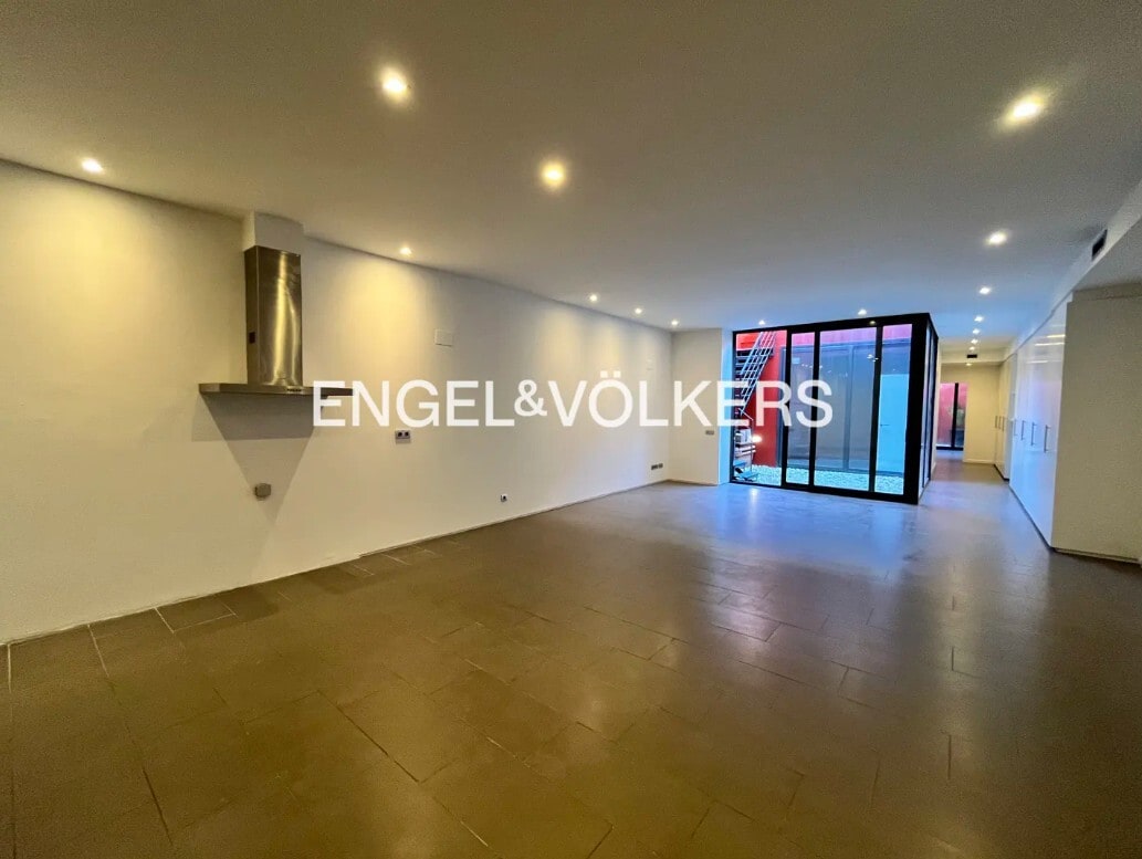 Sant Adrià de Besòs, BAR 08930 -  -  - Foto del interior - Image 1 of 7