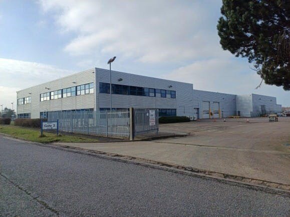 304a-304b Pywell Rd, Corby en alquiler - Foto del edificio - Imagen 1 de 10