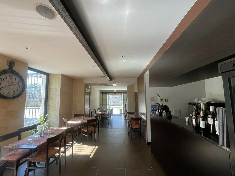 Flex en Bordeaux en venta - Foto del interior - Imagen 2 de 6