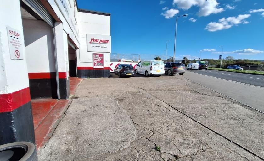 Winterstoke Rd, Weston Super Mare en venta - Foto del edificio - Imagen 2 de 4