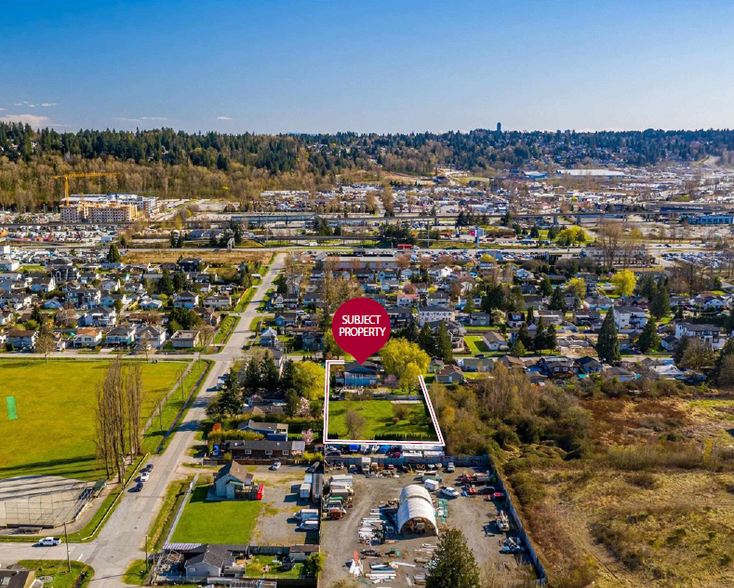 12513 114 Av, Surrey, BC en venta - Foto del edificio - Imagen 2 de 3