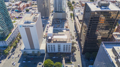 3240 Wilshire Blvd, Los Angeles, CA - VISTA AÉREA  vista de mapa - Image1