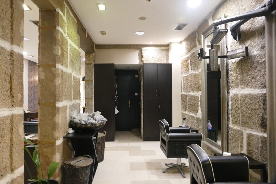 Local en Ourense, Orense en venta - Foto del edificio - Imagen 3 de 7