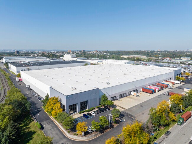 Más detalles de 25 Colony Rd, Jersey City, NJ - Nave en alquiler