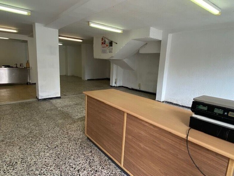 Local en Santiago de Compostela en venta - Foto del interior - Imagen 3 de 8