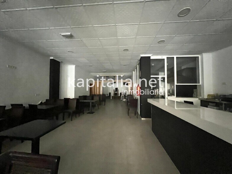 Local en Ontinyent, Valencia en alquiler - Foto del edificio - Imagen 3 de 8