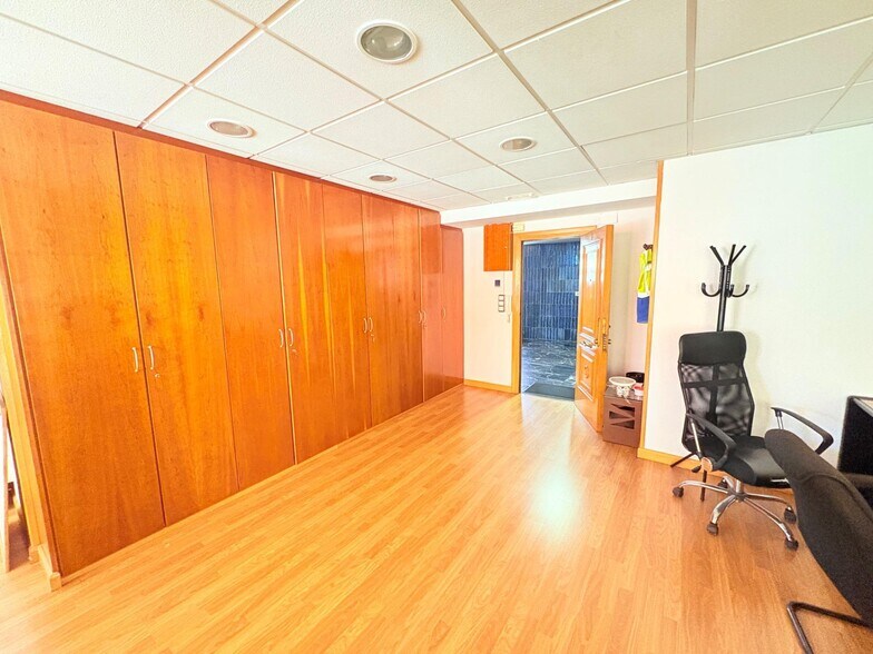 Oficina en León, León en venta - Foto del edificio - Imagen 2 de 15