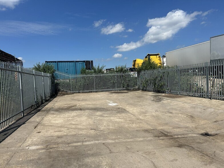 Leagrave Rd, Luton en alquiler - Otros - Imagen 1 de 3