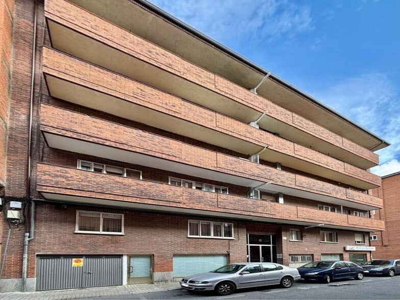 Edificio residencial en Ávila, Ávila en venta - Foto del edificio - Imagen 2 de 2