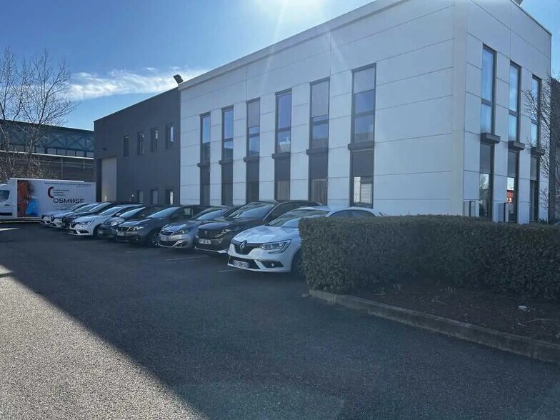 4 Rue De L'Arsenal, Vénissieux en alquiler - Foto del edificio - Imagen 2 de 11