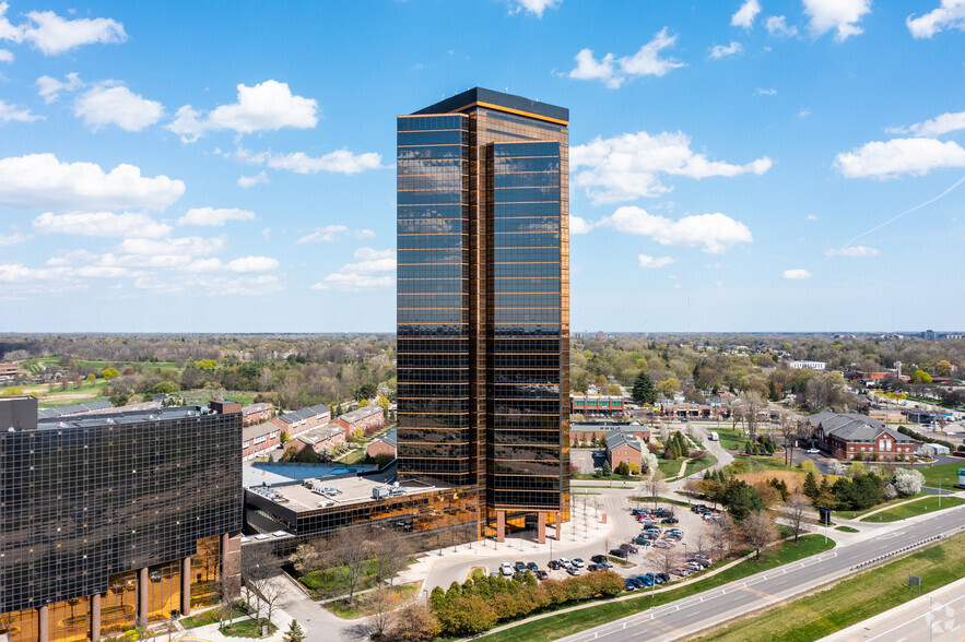 1000-4000 Town Center, Southfield, MI en alquiler - Foto del edificio - Imagen 2 de 35