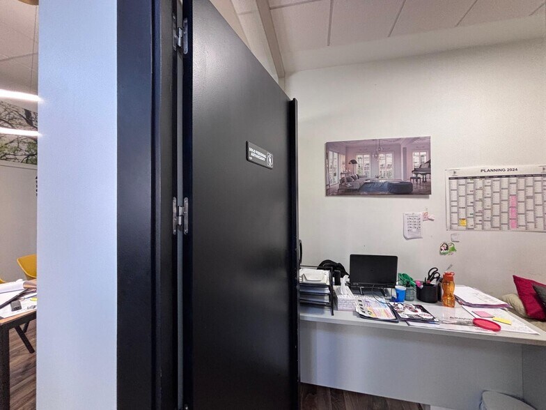 Local en Cáceres, Cáceres en venta - Foto del edificio - Imagen 3 de 6