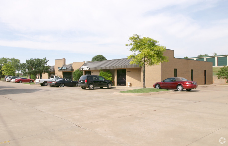 3300-3318 S Sunnylane Rd, Oklahoma City, OK en alquiler - Foto del edificio - Imagen 1 de 5