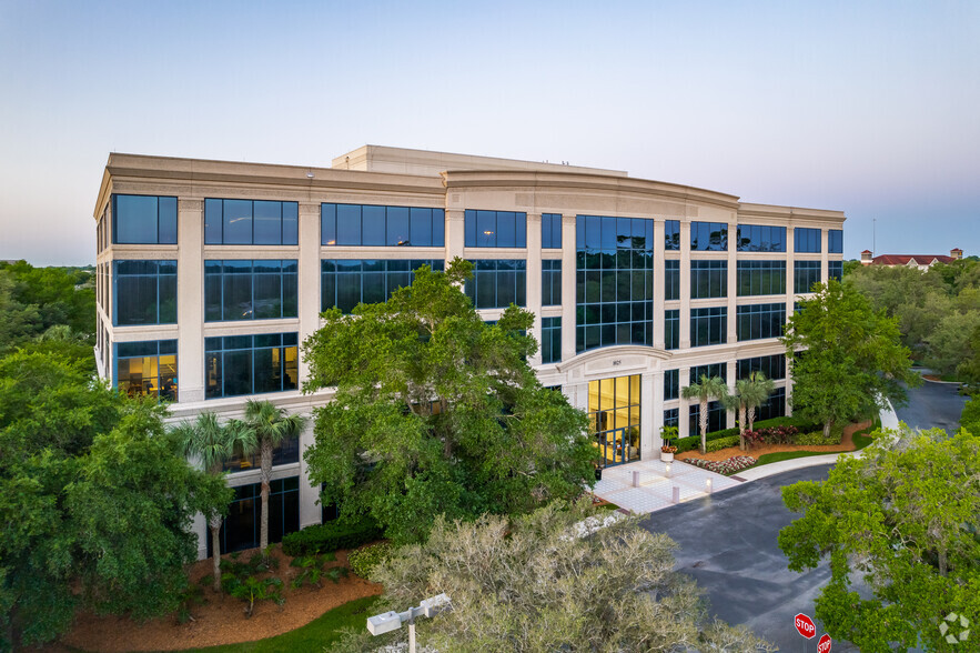 1025 Greenwood Blvd, Lake Mary, FL en alquiler - Foto del edificio - Imagen 2 de 25