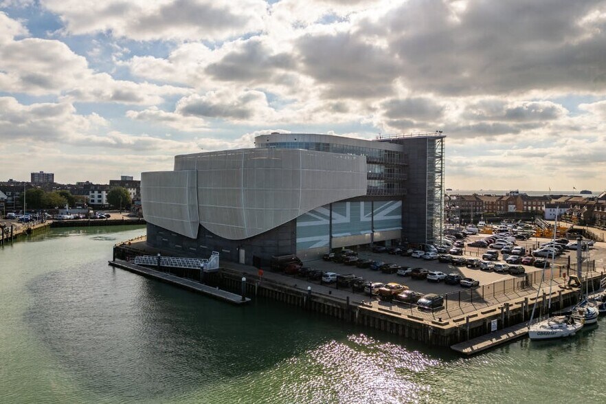 East St, Portsmouth en venta - Foto del edificio - Imagen 2 de 15