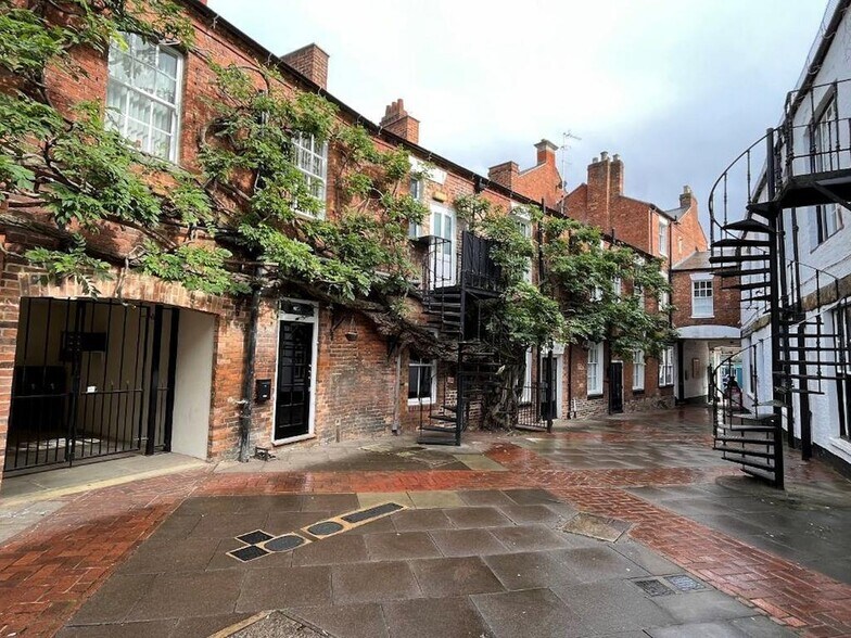 2B White Lion Walk, Banbury en alquiler - Foto del edificio - Imagen 2 de 7