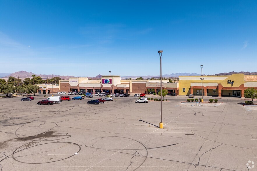 716 S Boulder Hwy, Henderson, NV en alquiler - Foto del edificio - Imagen 3 de 8