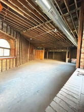 2320 N Milwaukee Ave, Chicago, IL en alquiler Foto del interior- Imagen 1 de 3