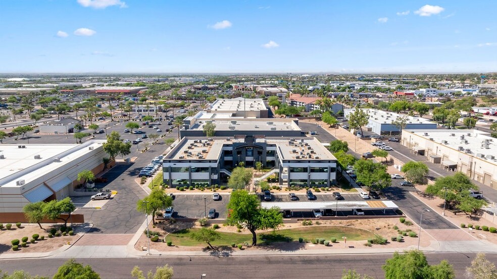 1553 W Todd Dr, Tempe, AZ en alquiler - Foto del edificio - Imagen 2 de 17