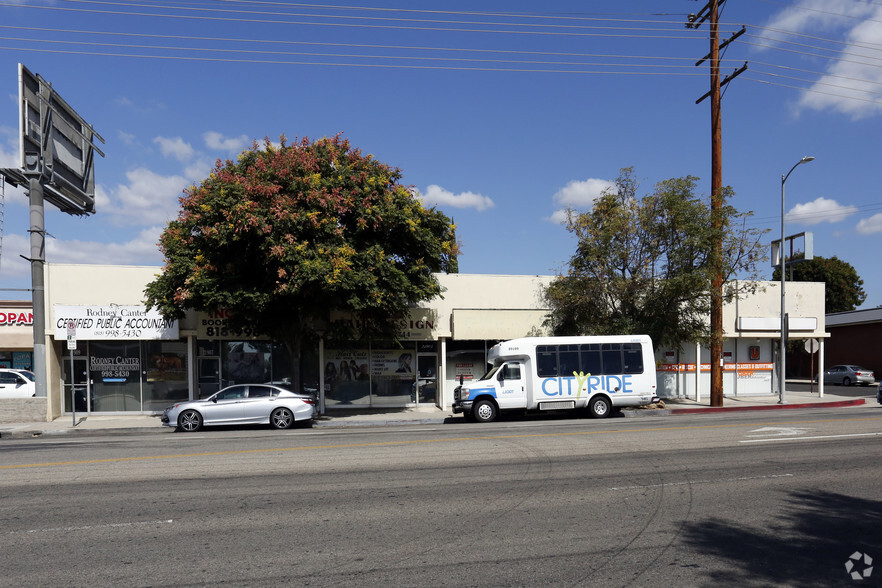 21907-21909 Devonshire St, Chatsworth, CA en alquiler - Foto del edificio - Imagen 2 de 2