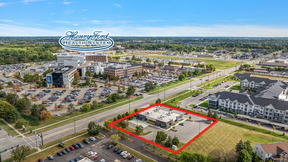 16100 19 Mile Rd, Clinton Township, MI en venta - Foto del edificio - Imagen 1 de 59