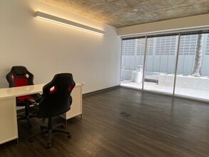 6565 W Sunset Blvd, Hollywood, CA en alquiler Foto del interior- Imagen 2 de 2