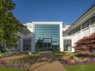 Más detalles de 3 Roundwood Ave, Uxbridge - Oficina en alquiler