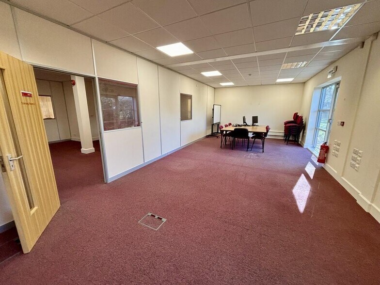 Monks Brk, Newport en alquiler - Foto del edificio - Imagen 2 de 12