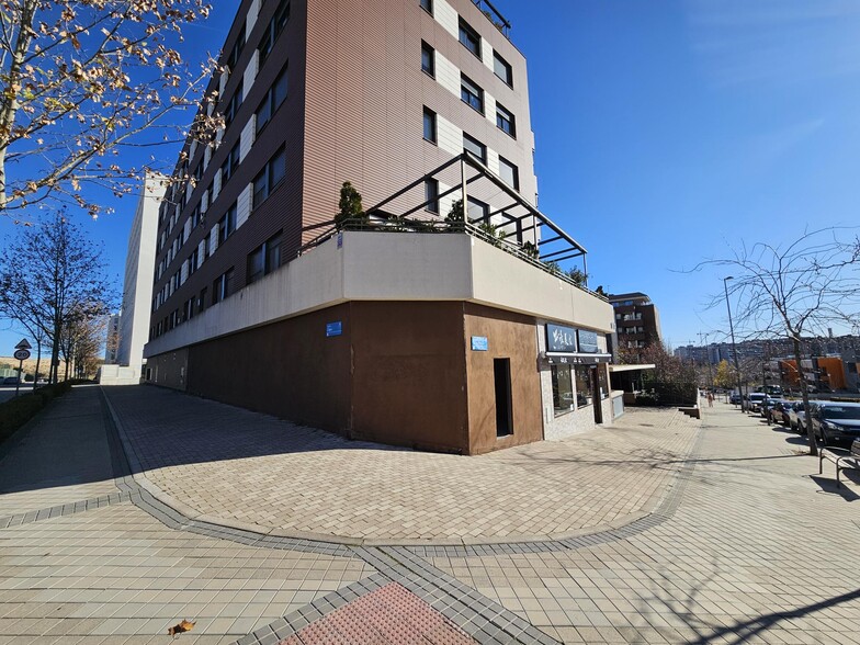 Avenida del 21 de Marzo, 21, Tres Cantos, Madrid en venta - Foto del edificio - Imagen 1 de 1