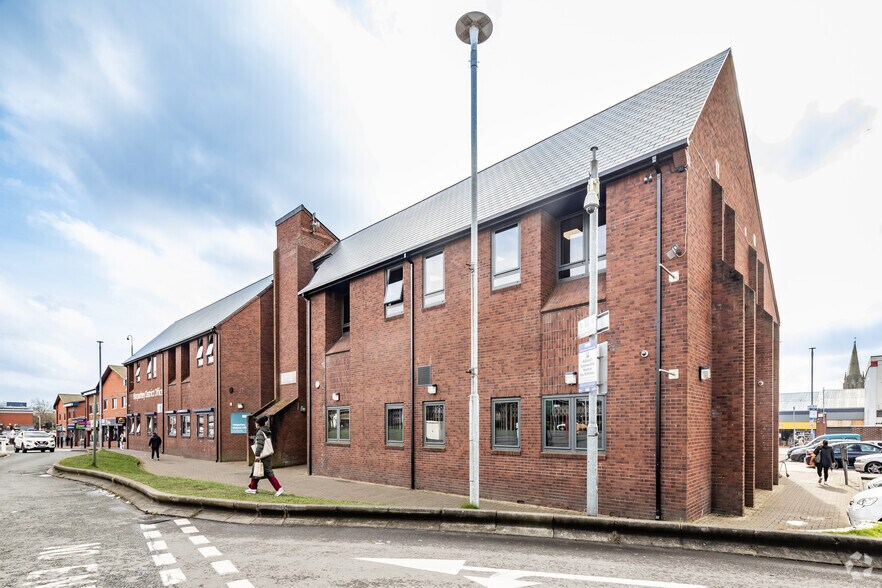 Lee Rd, Manchester en alquiler - Foto del edificio - Imagen 2 de 4