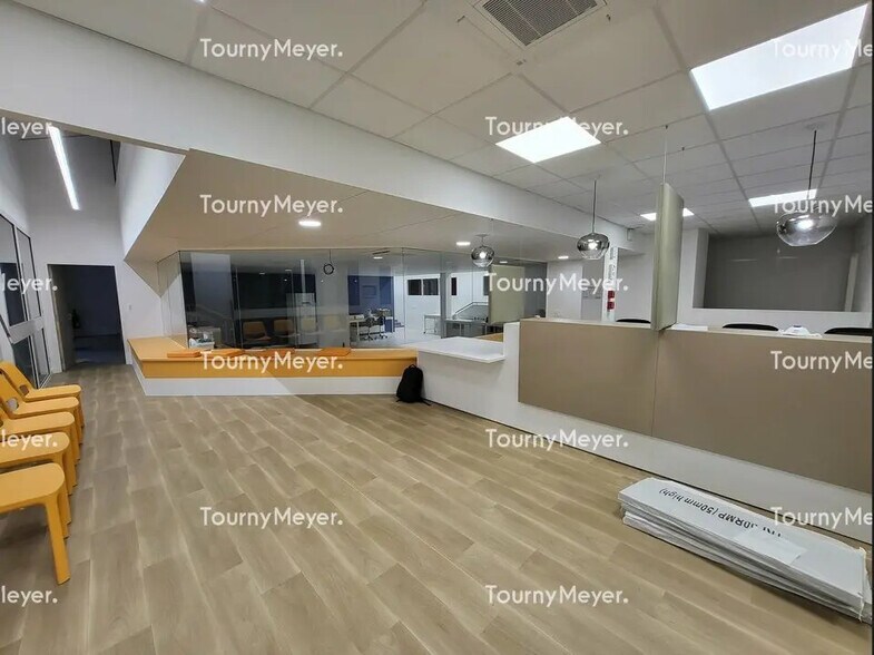 Local en Bidart en venta - Foto del interior - Imagen 3 de 6