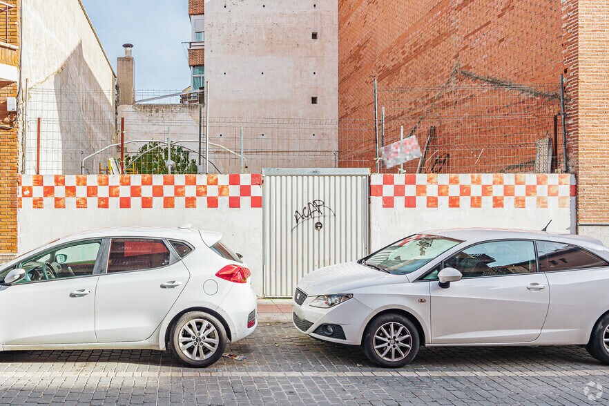 Calle Jabonería, 21, Torrejón de Ardoz, Madrid en venta - Foto del edificio - Imagen 2 de 2