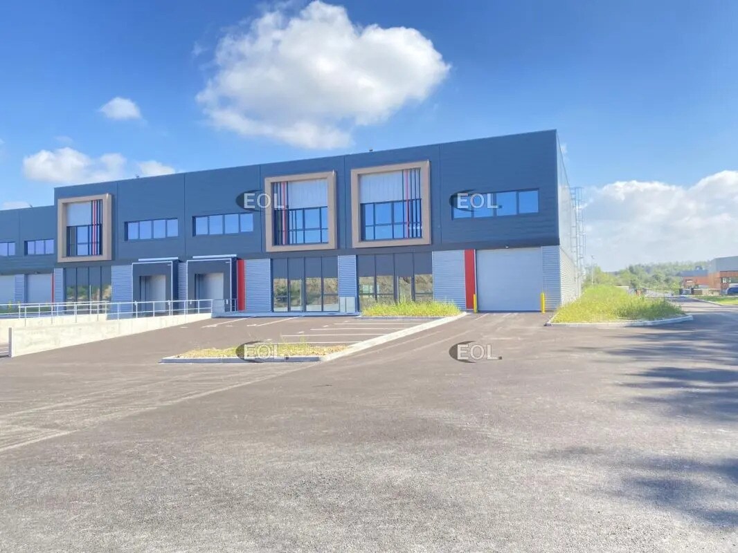 Nave en Saint-Laurent-de-Mure en alquiler Foto del edificio- Imagen 1 de 20