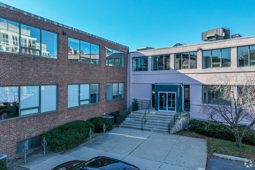 1035 Cambridge St, Cambridge, MA en alquiler - Foto del edificio - Imagen 2 de 11