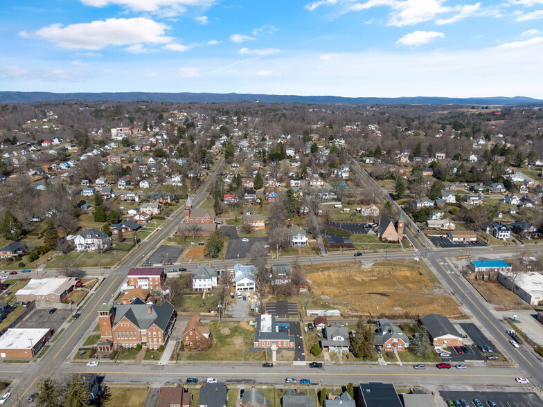 44 4th St NW, Pulaski, VA en venta - Foto del edificio - Imagen 3 de 34