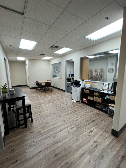 3930 E Ray Rd, Phoenix, AZ en alquiler - Foto del interior - Imagen 3 de 32