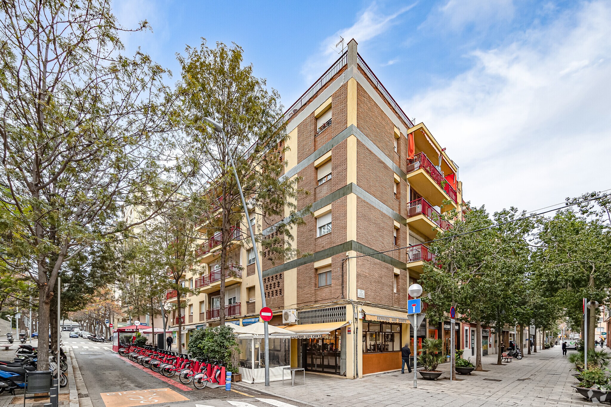 Carrer de Joaquim Molins, 2, Barcelona, Barcelona en venta Foto principal- Imagen 1 de 1