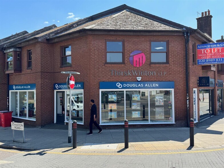 9-12 Johnston Rd, Woodford Green en venta - Foto del edificio - Imagen 3 de 25