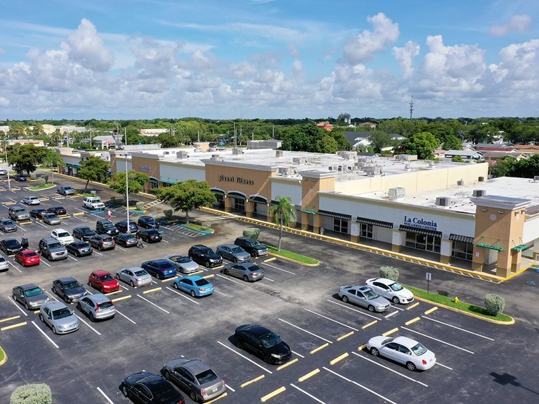 7401-7431 NW 57th St, Tamarac, FL en alquiler - Foto del edificio - Imagen 1 de 8