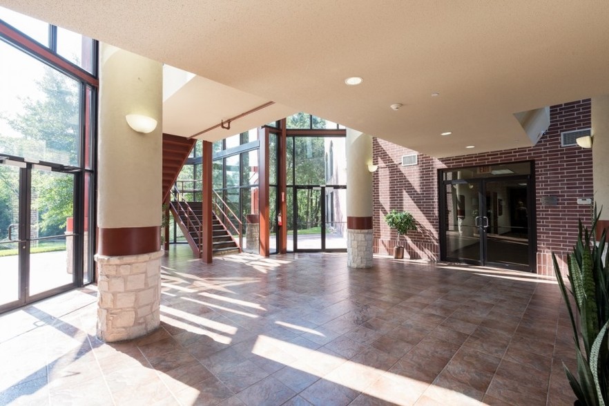 17207 Kuykendahl Rd, Spring, TX en alquiler - Lobby - Imagen 3 de 19